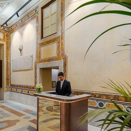 The One Palácio Da Anunciada Hotel