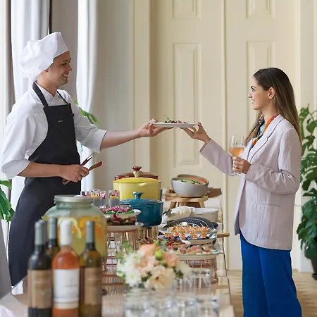 Ξενοδοχείο The One Palacio Da Anunciada 5*