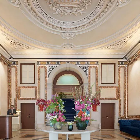 Otel The One Palacio Da Anunciada 5*