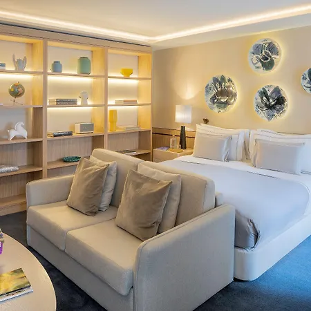 Hotel The One Palacio Da Anunciada 5*