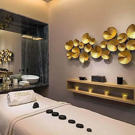Hotel The One Palacio Da Anunciada 5*