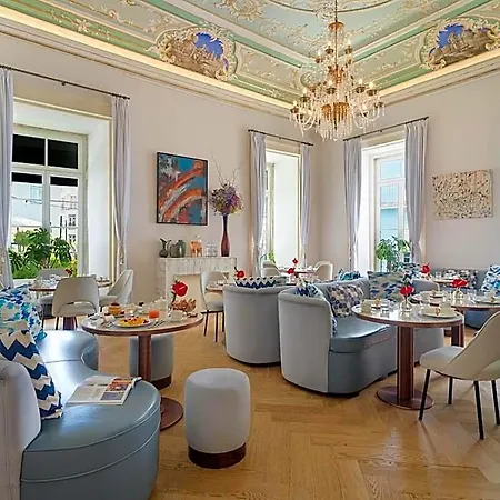 The One Palacio Da Anunciada Hotel 5*