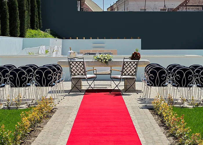 The One Palácio Da Anunciada