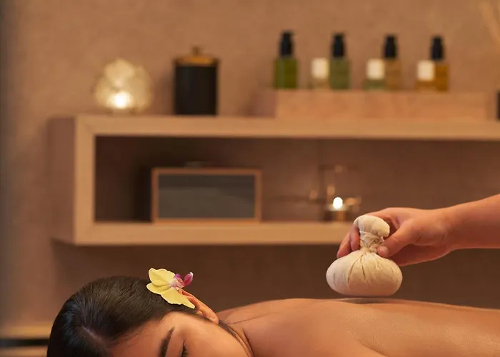 The One Palácio Da Anunciada Hotel 5*