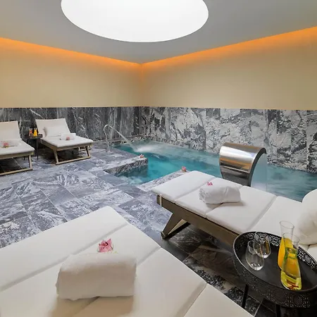 Szálloda The One Palacio Da Anunciada 5*