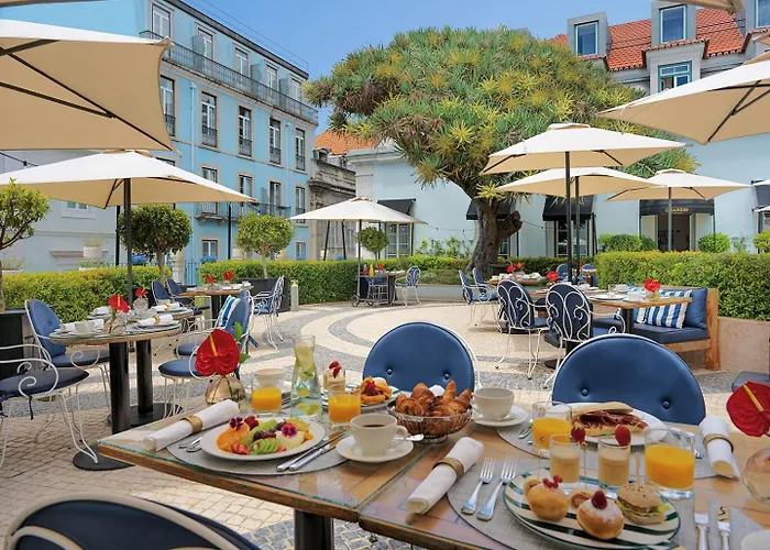 The One Palácio Da Anunciada Hotel 5*