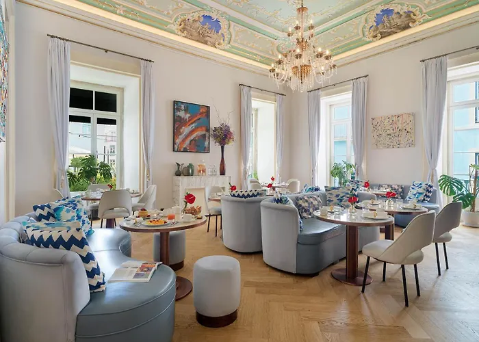 The One Palácio Da Anunciada