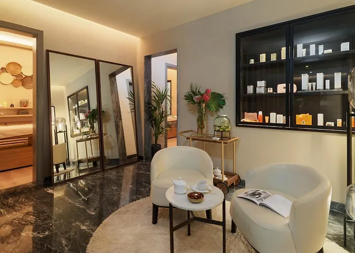 The One Palácio Da Anunciada 5*