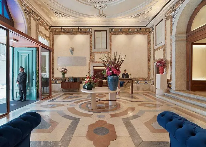 The One Palácio Da Anunciada Hotel