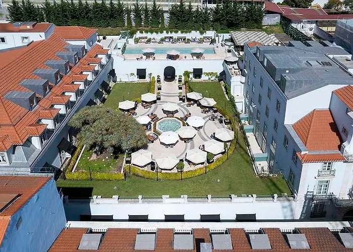 Hotel The One Palácio Da Anunciada 5*