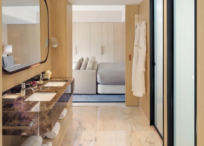 The One Palácio Da Anunciada Lisboa